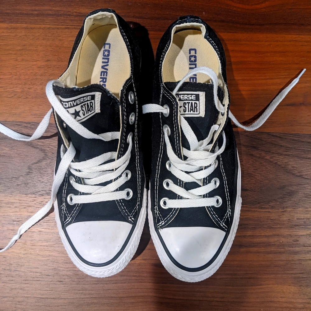 Converse Chuck Taylor All-star low tops
